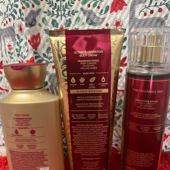 Bath and Body Works Luminous Holiday Signature Collection -3PK - Picture 2 of 5